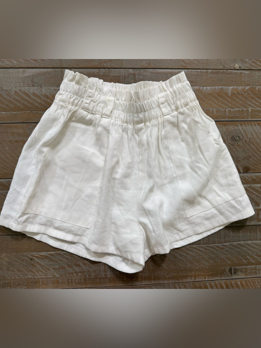 Women’s Kittenish High-Waisted White
Paperbag Shorts Coachella